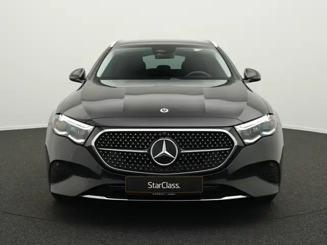 Mercedes-Benz E-Class view 2