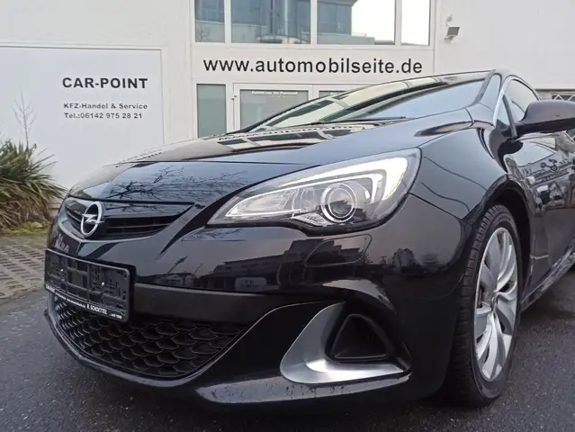 Opel Astra OPC*NAVI*BI-XEN*TOP*20"-Y-OPC*SCHECKHEFT GEPFLEGT*