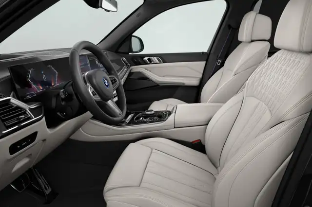 BMW X5 view 4