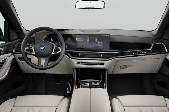 BMW X5 view 3