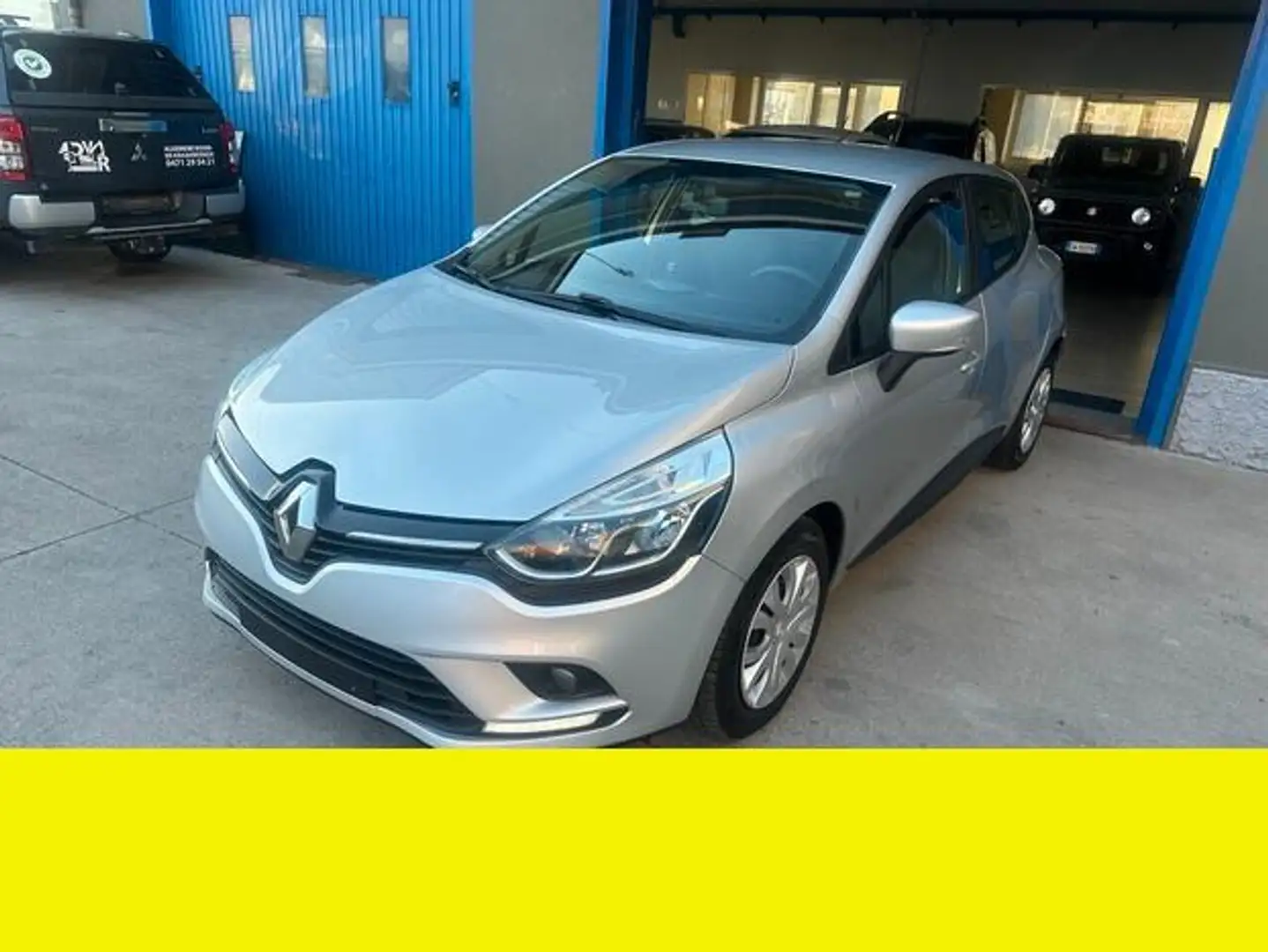 Renault Clio Dinamic Grijs - 1