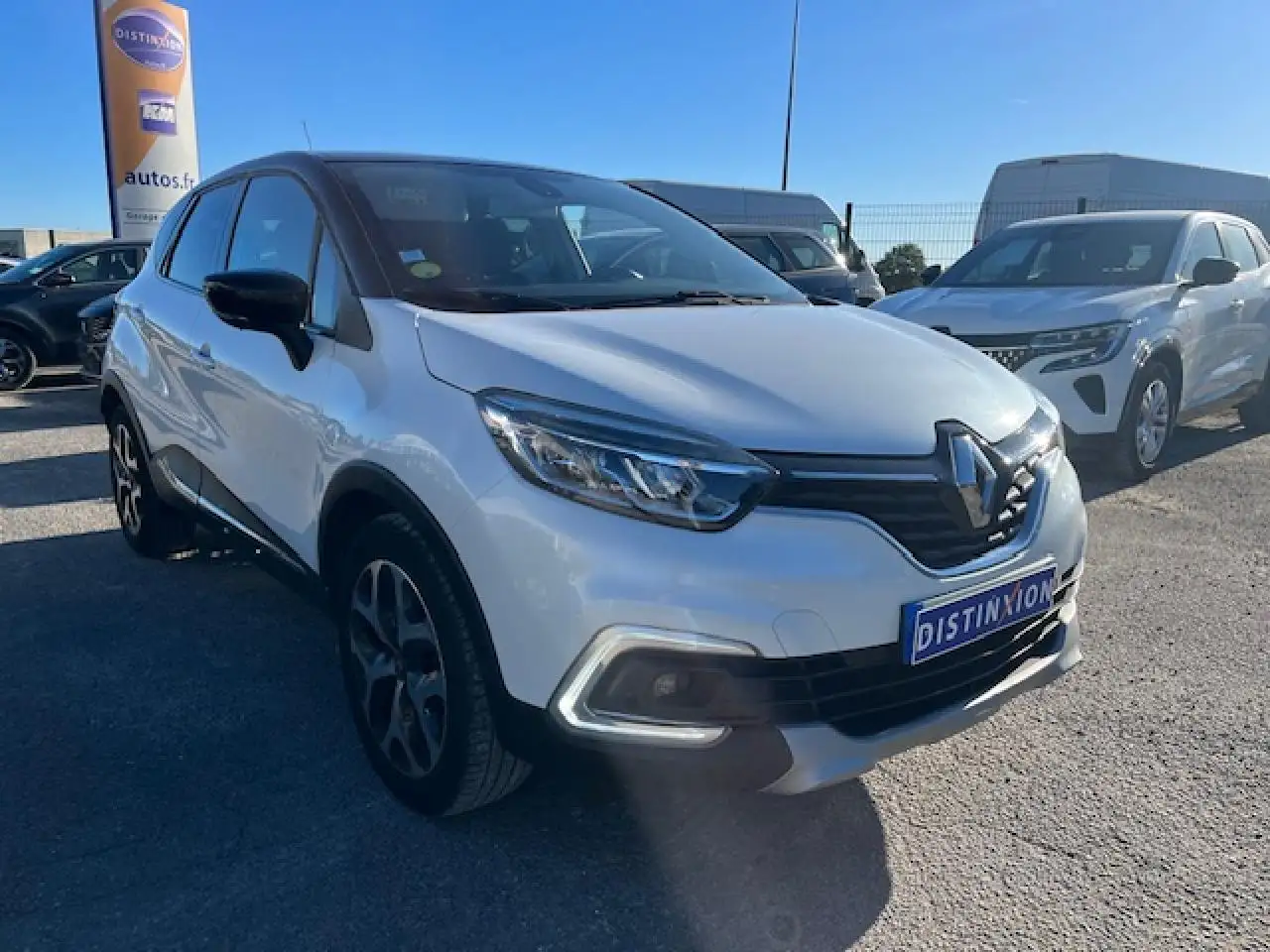 Renault Captur — photo 2