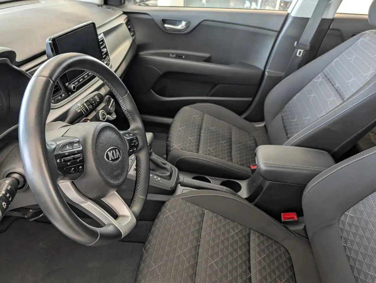 Kia Rio снимка Kia Rio