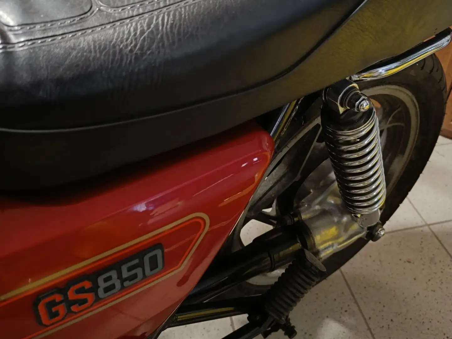 Suzuki GS 850 Rosso - 2