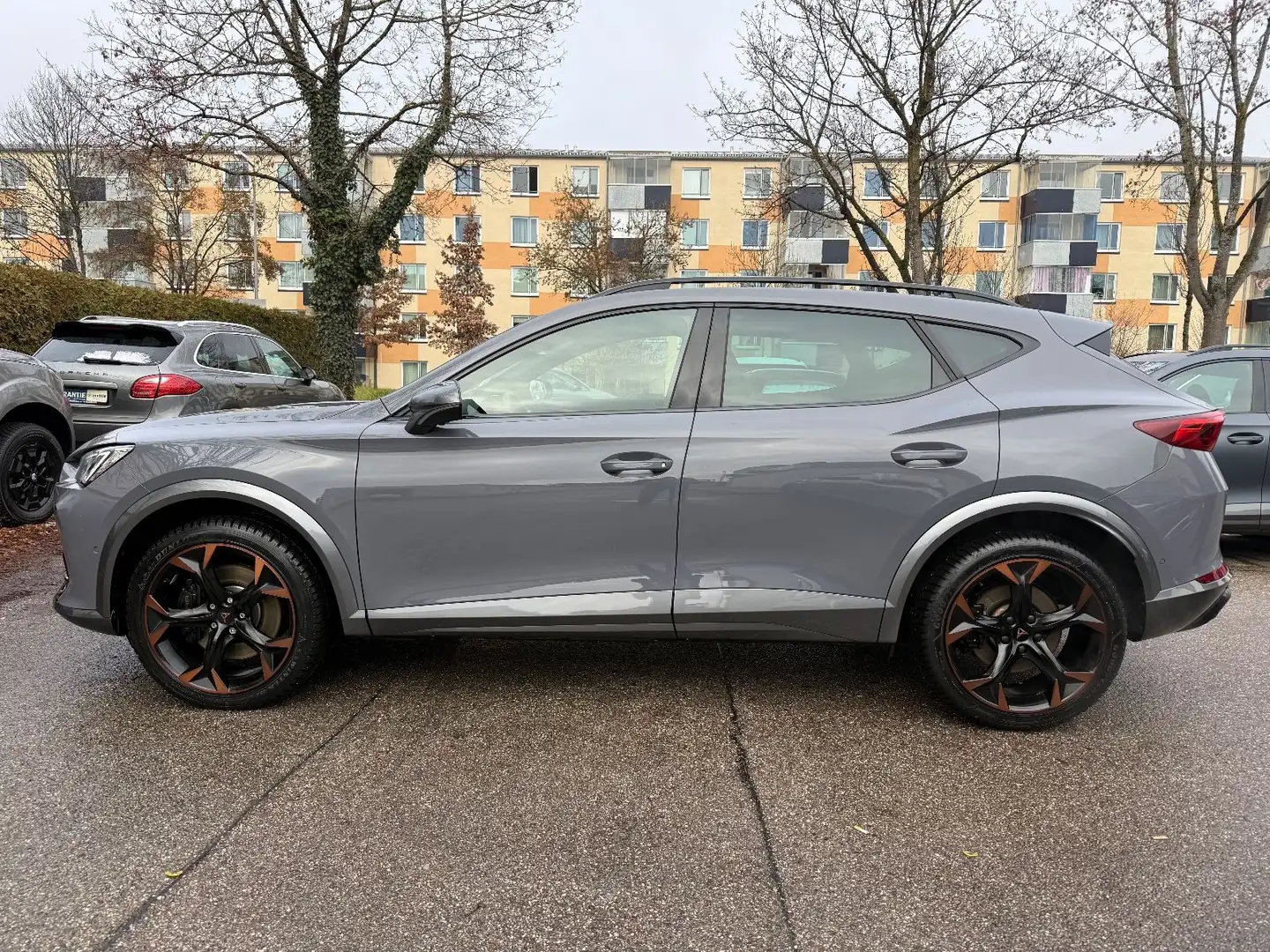 CUPRA Formentor VZ 4Drive AUT~Leder~Ambie~360Kam~Memor Grau - 2