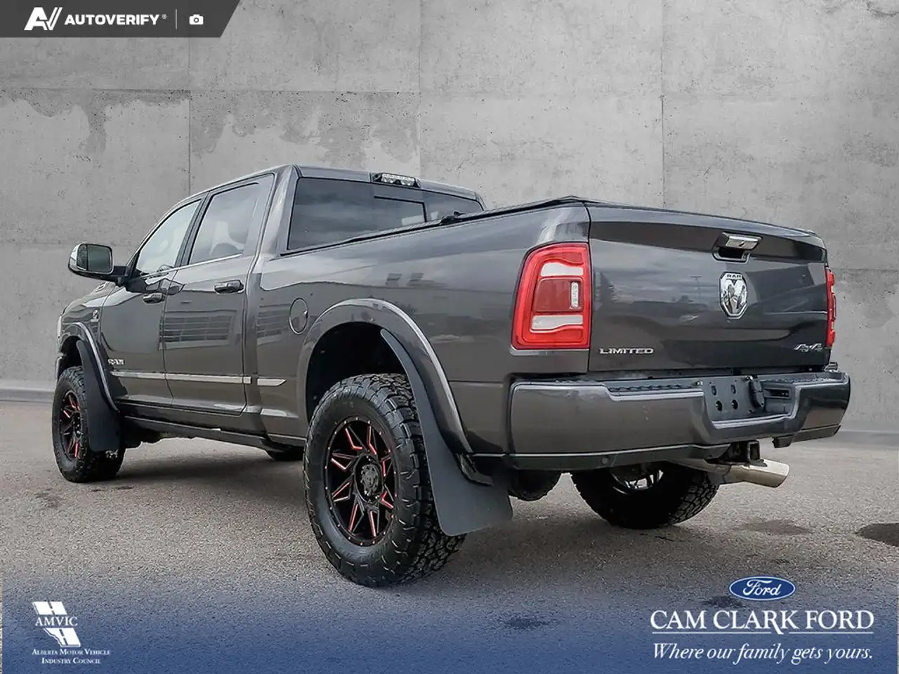 RAM 3500 снимка RAM 3500