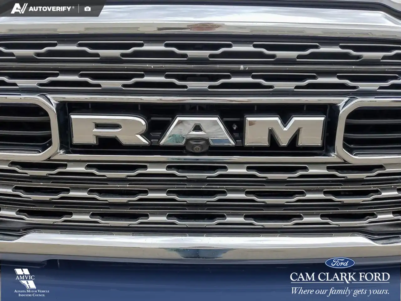 RAM 3500 снимка RAM 3500