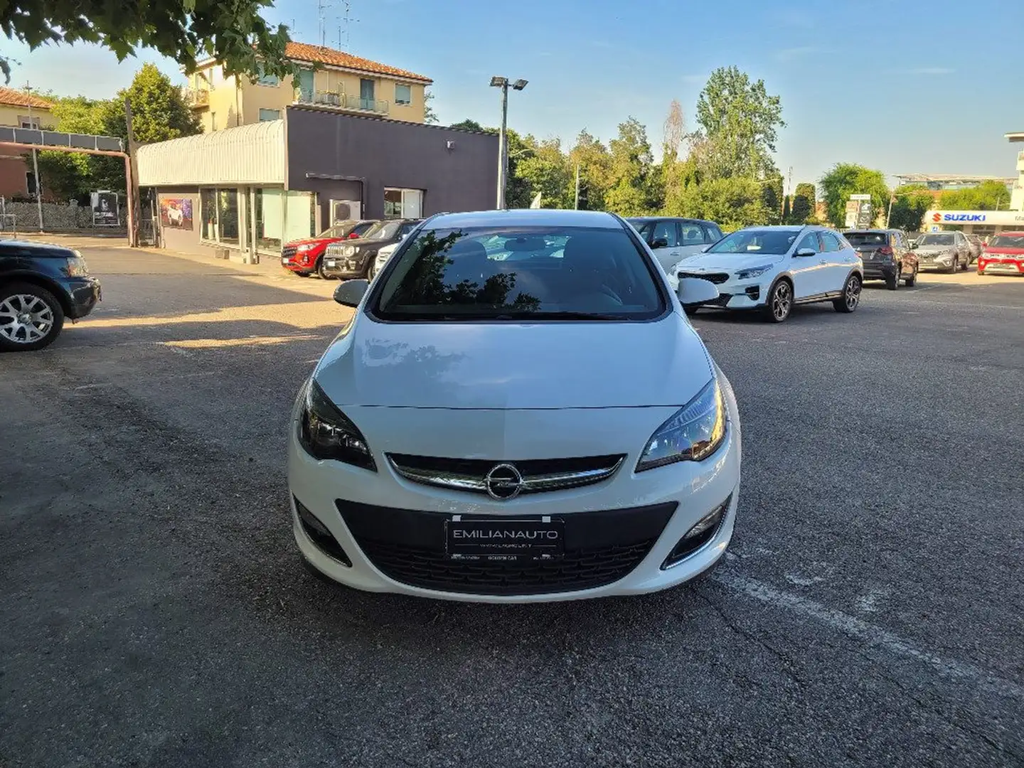 Opel Astra 1.4 100CV 5 porte Elective Bianco - 1