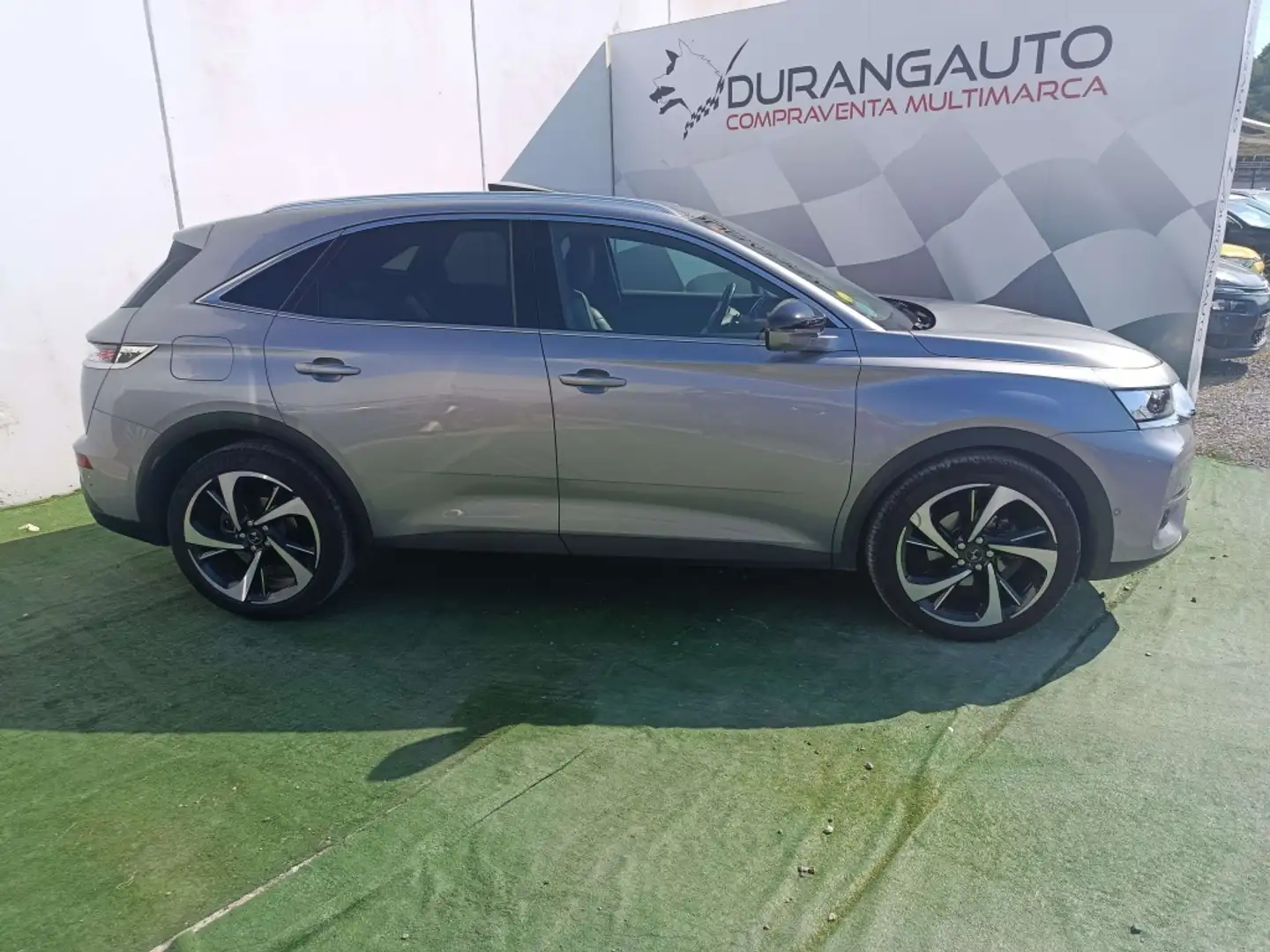 DS Automobiles DS 7 Crossback 2.0BlueHDi Chic Aut. Gris - 2