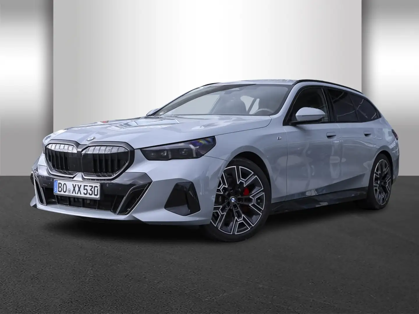 BMW 520 d xDrive Touring Navi Tempom.aktiv Bluetooth PDC M Grau - 2