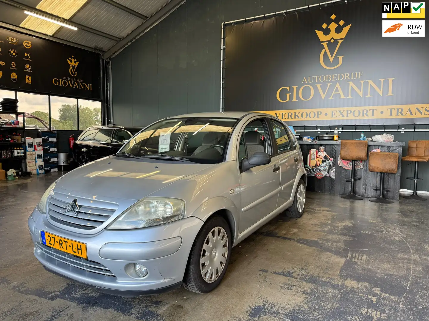 Citroen C3 1.4i Attraction inraulen mogeljik Gris - 1