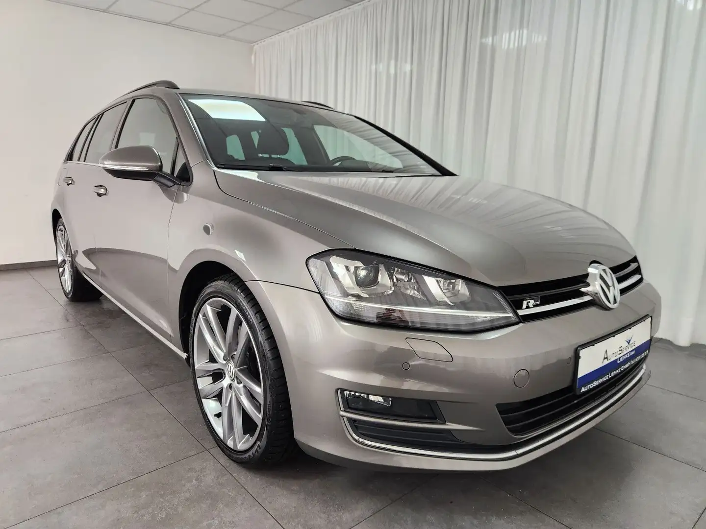Volkswagen Golf Variant HIGHLINE R-line 150PS SHZ TEL Xenon Grau - 1