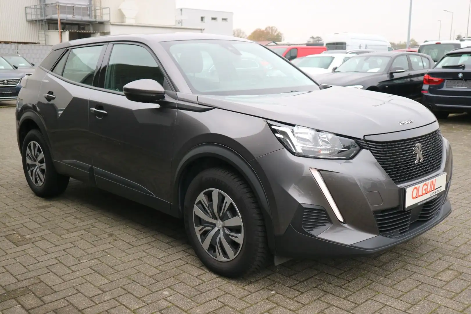 Peugeot 2008 Active *NAVI*PDC*SPUR* Gris - 2