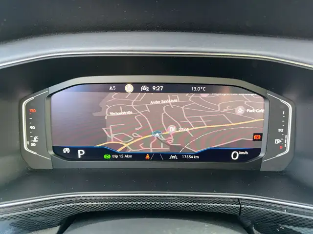 Volkswagen T-Cross view 11