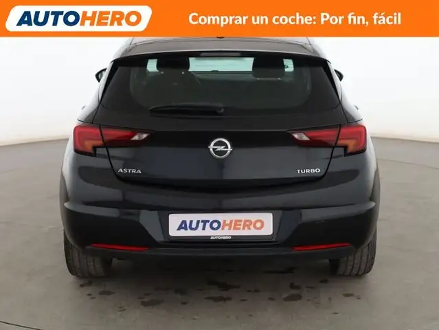 Opel Astra view 5