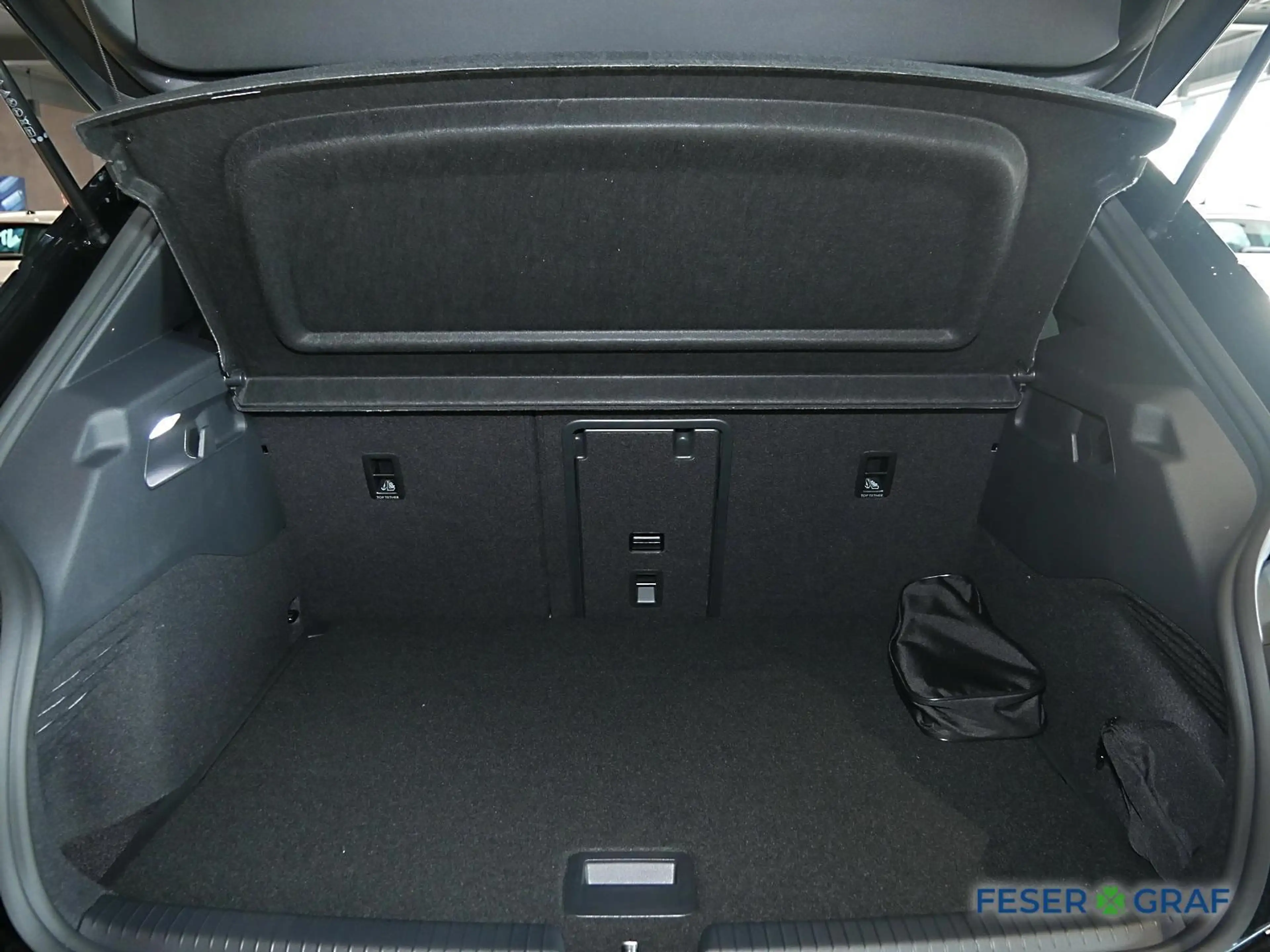 CUPRA Born VZ 79kWh - BikeRack,HUD,Matrix — photo 8
