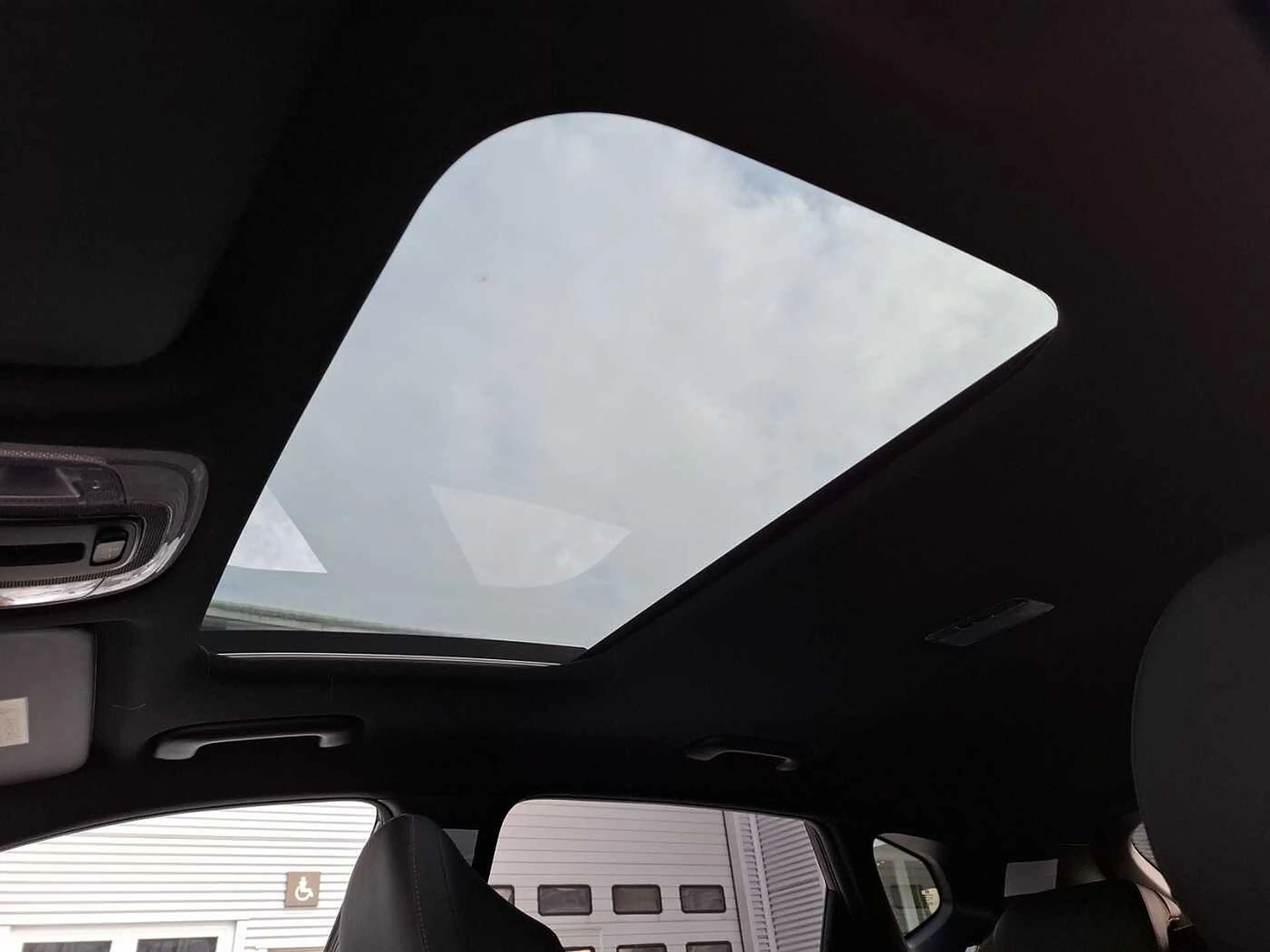 Hyundai KONA 1.6 T-GDI DCT N Line X 'Glasdach, Sitz' — photo 14
