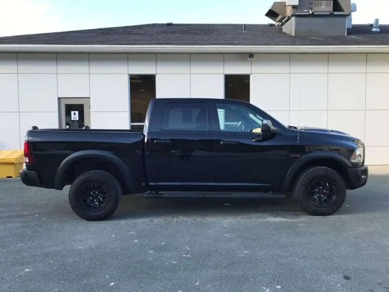 RAM 1500 снимка RAM 1500