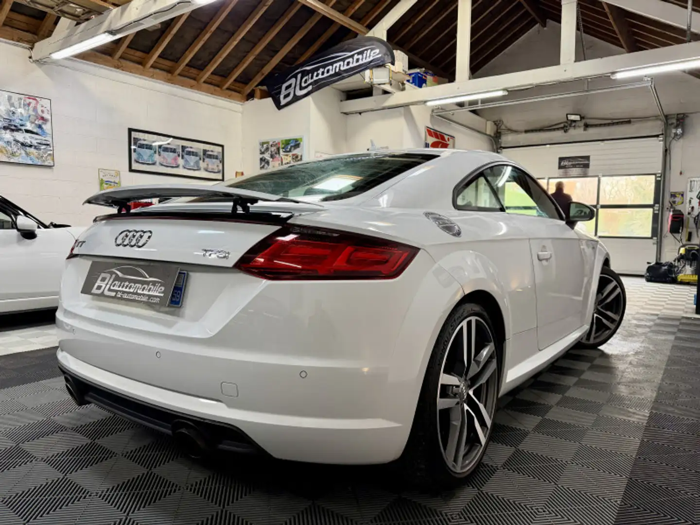 Audi TT 2.0 TFSI 230CH S LINE Blanc - 2