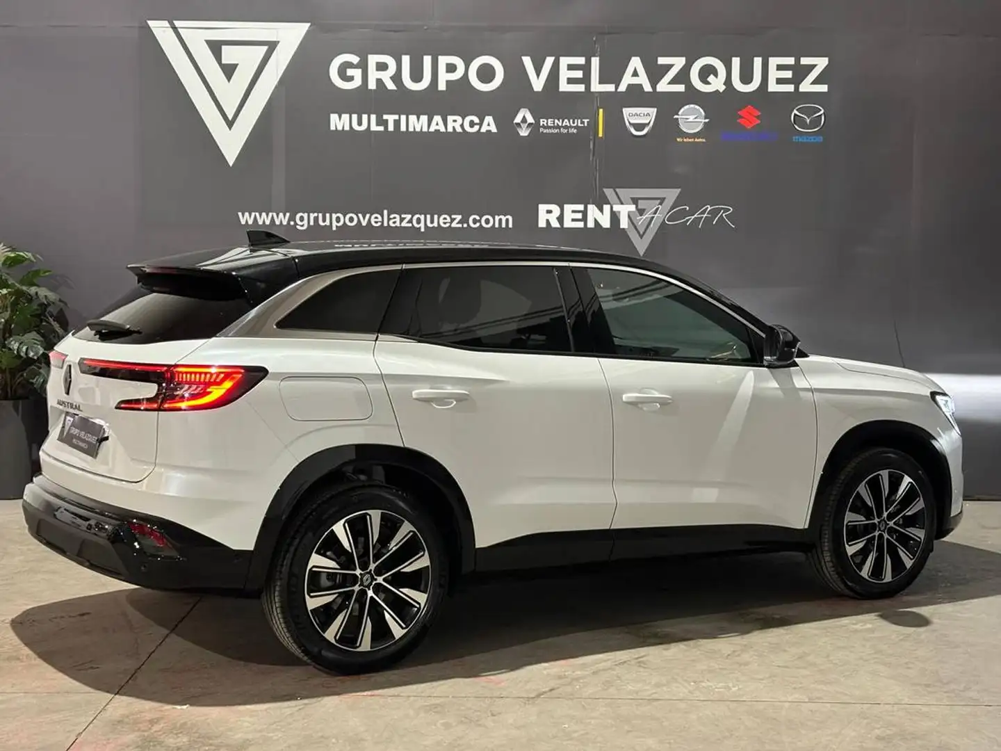 Renault Austral 1.3 TCe Mild Hybrid Techno CVT 116kW Blanco - 1
