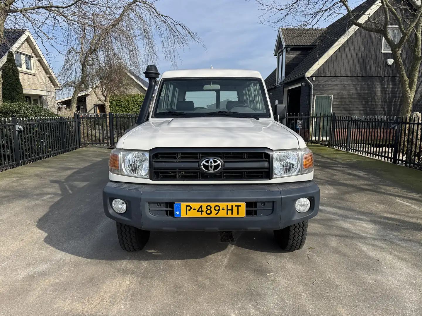 Toyota Land Cruiser HZJ78 Troopy Wit - 2