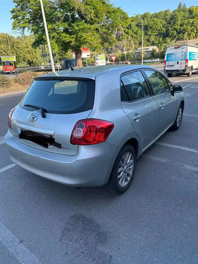 Toyota Auris 1.6i Dual VVT-i Linea Sol MM - 1