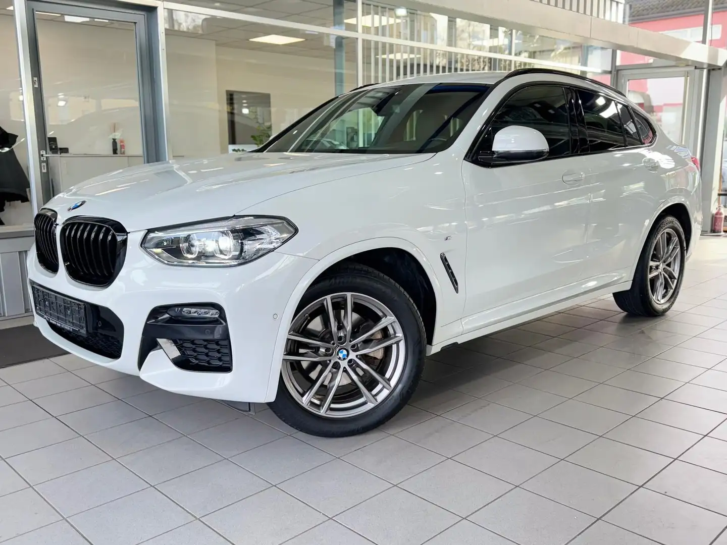 BMW X4 xDrive 20d Steptronic M-SPORT LED KAMERA AHK Weiß - 2