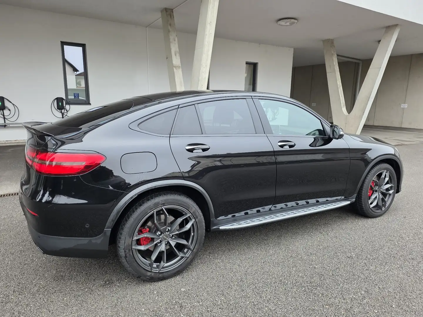 Mercedes-Benz GLC 250 d Coupé 4MATIC Aut. - 2