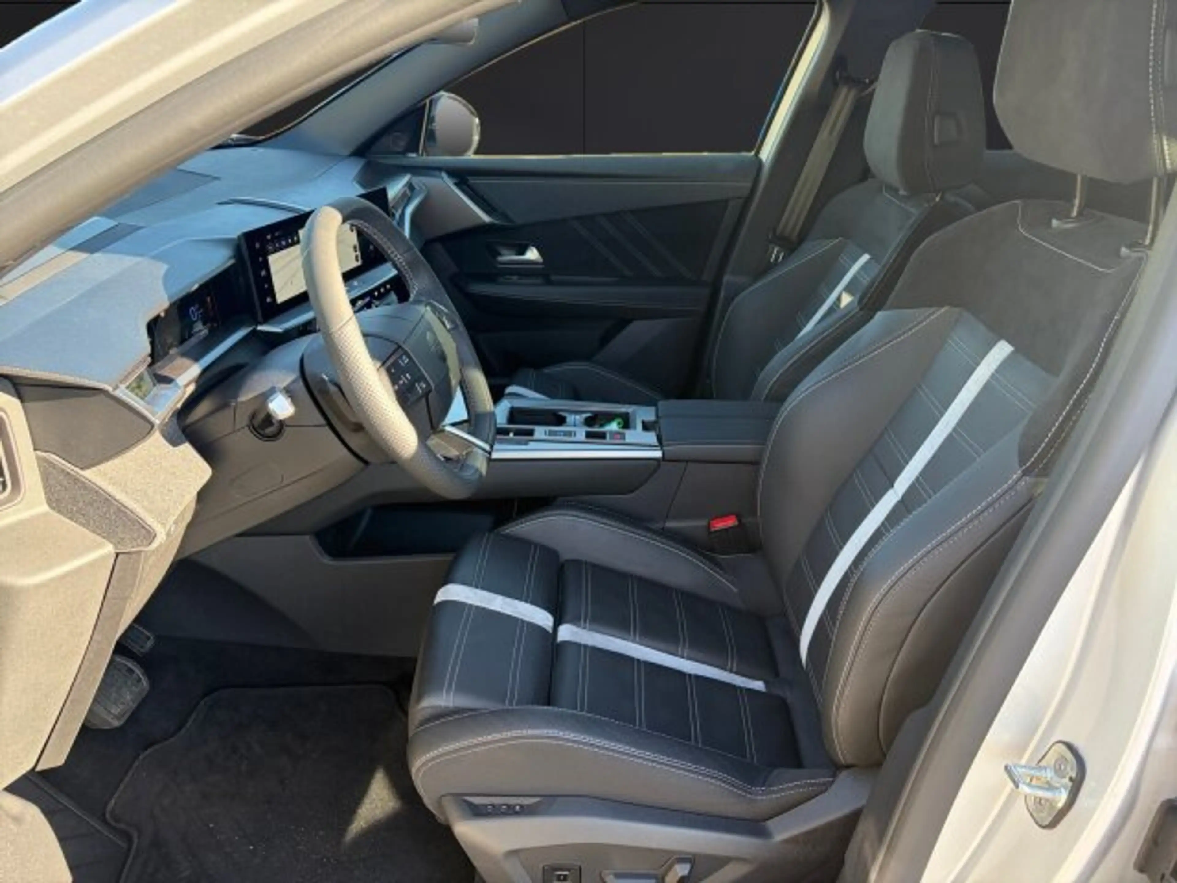 Opel Grandland Grandland 1.6 Turbo Plug-in-Hybrid GS (SIDE) Automatik 194PS — photo 8