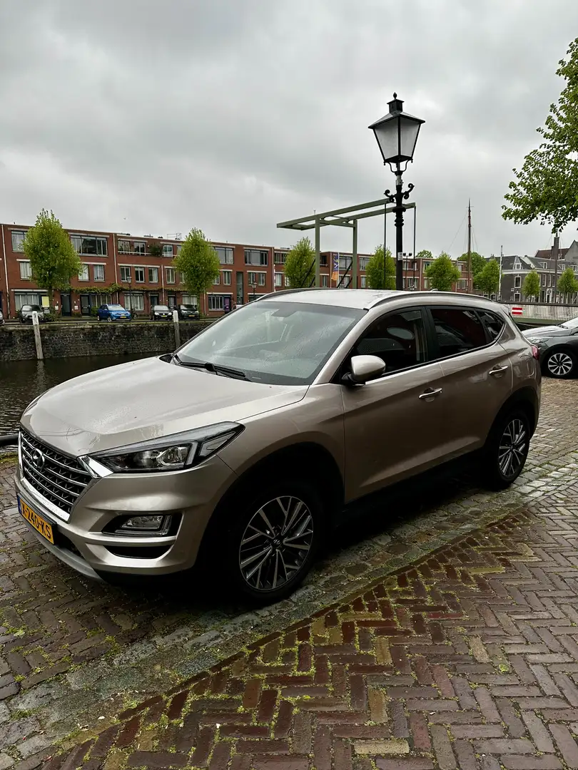 Hyundai TUCSON FaceLift 1.6 T-GDI Comfort Automatic Dct Grijs - 1