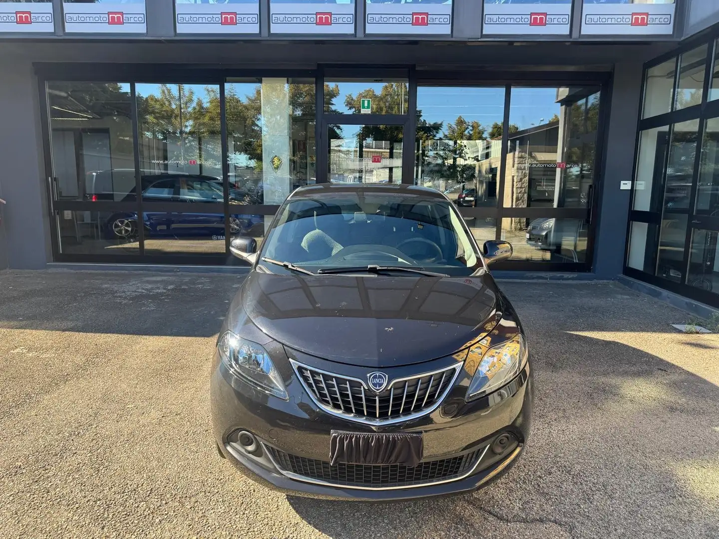 Lancia Ypsilon 1.2 GOLD GPL Nero - 2