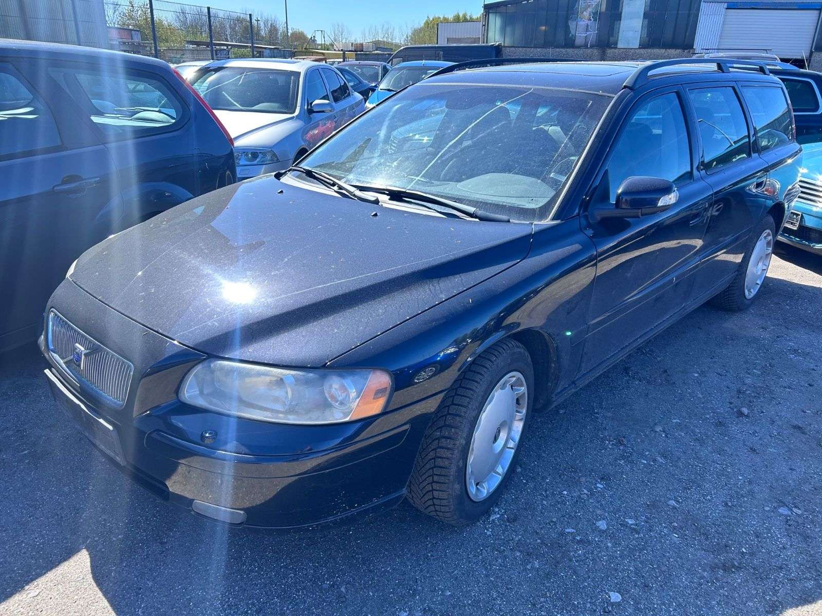 Second hand Volvo V70 2.4