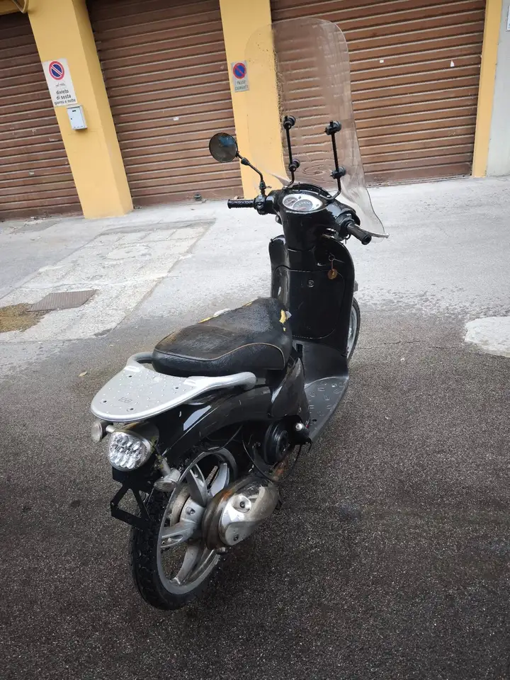 Aprilia Scarabeo