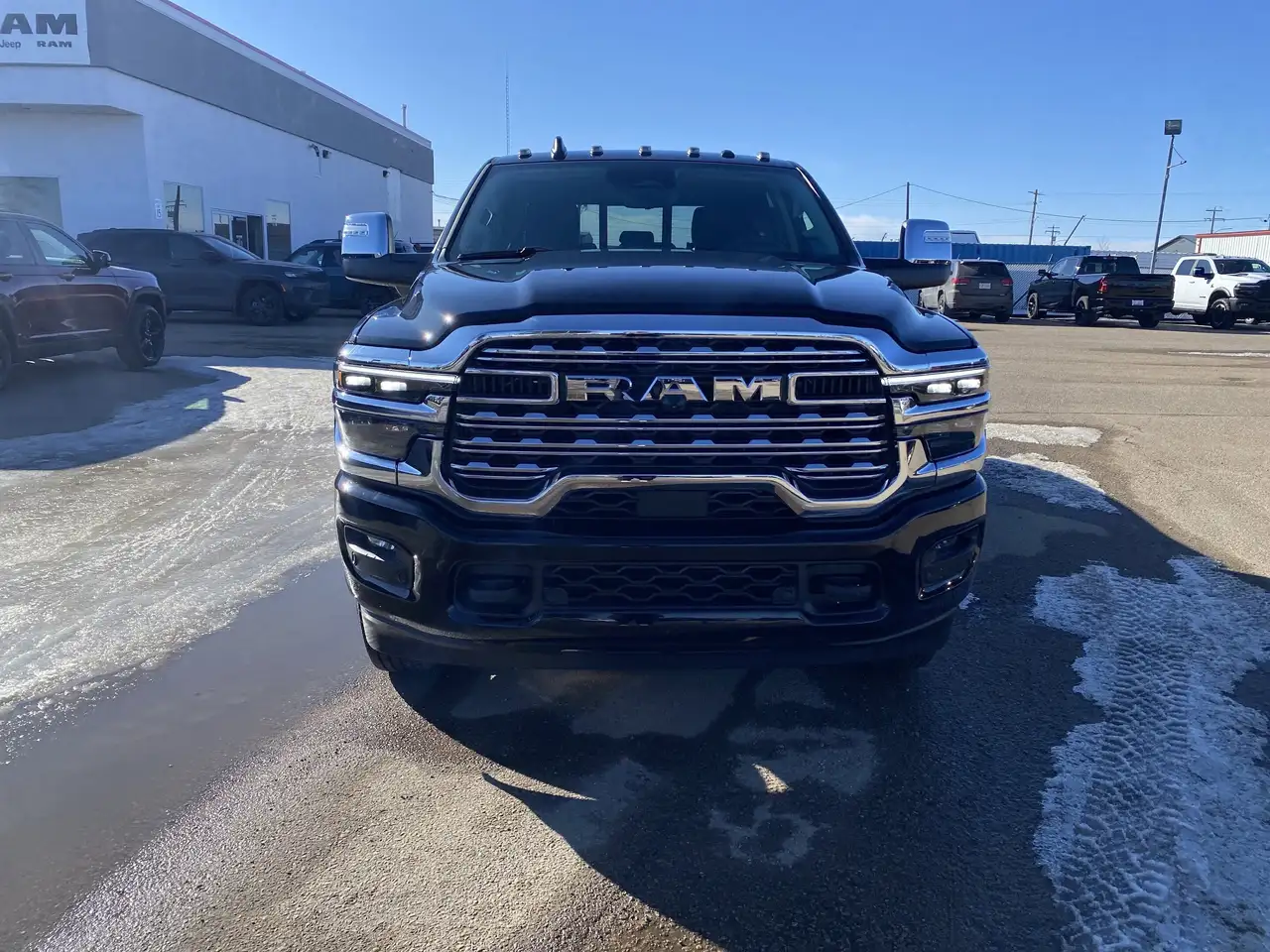 RAM 3500 снимка RAM 3500