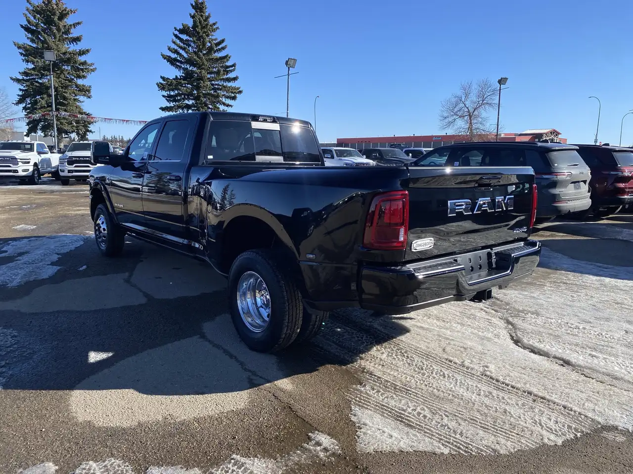 RAM 3500 снимка RAM 3500