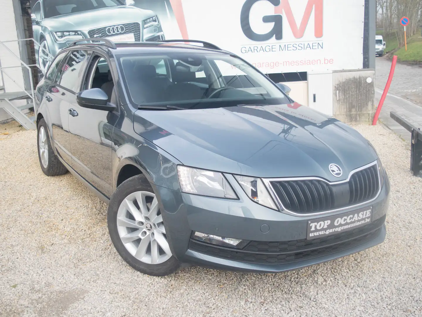 Skoda Octavia SW 1.0 TSI Ambition DSG (EU6.2) Сірий - 1