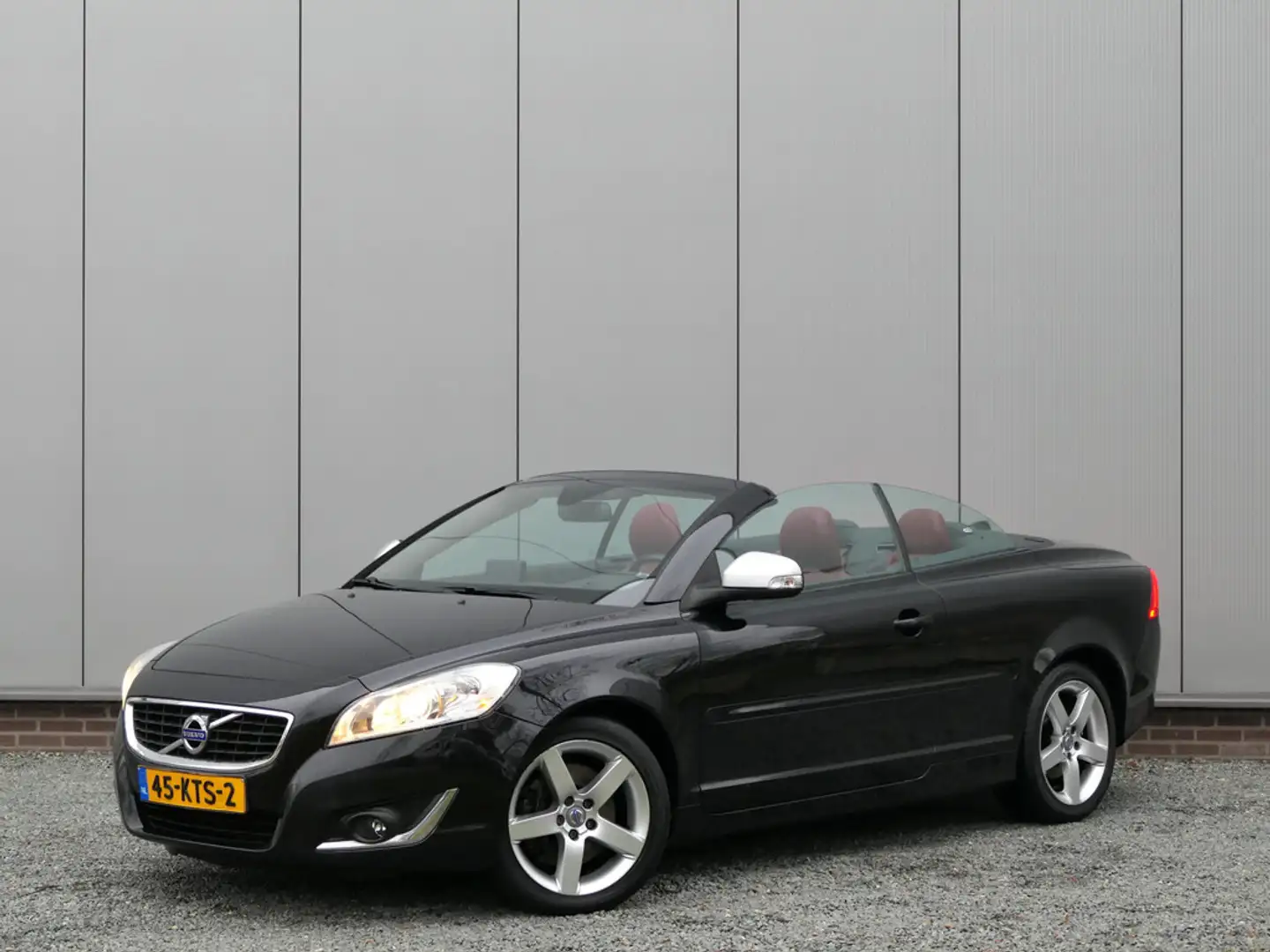 Volvo C70 Convertible 2.5 T5 AUT Summum Leer / Navi / Stoelv Noir - 1