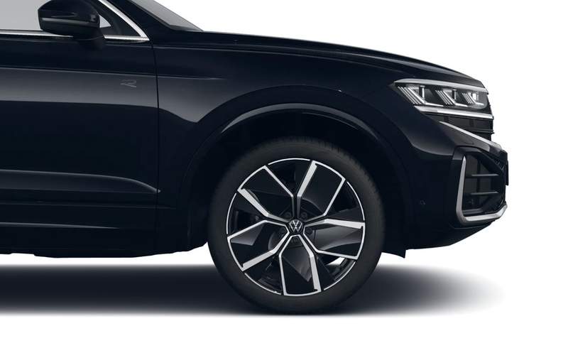 Volkswagen Touareg 3.0 TDI R-Line AHK Allradlenk StdHz Keyless Std... — photo 8