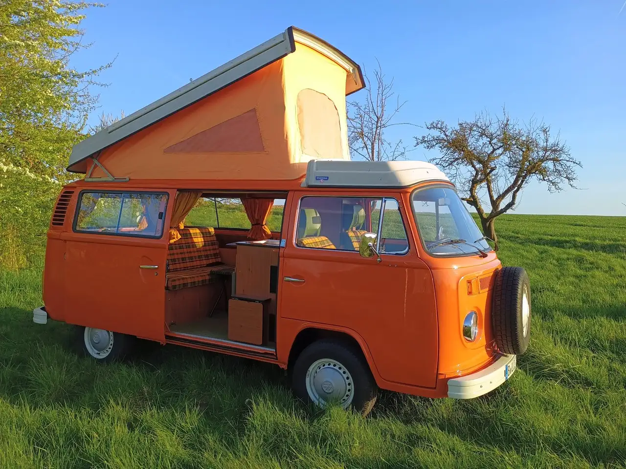Volkswagen T2 Westfalia Helsinki - AT-Motor mit Gewährleistung, foto 1