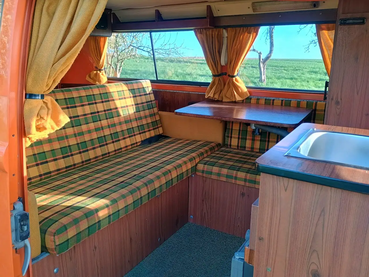 Volkswagen T2 Westfalia Helsinki - AT-Motor mit Gewährleistung, foto 11