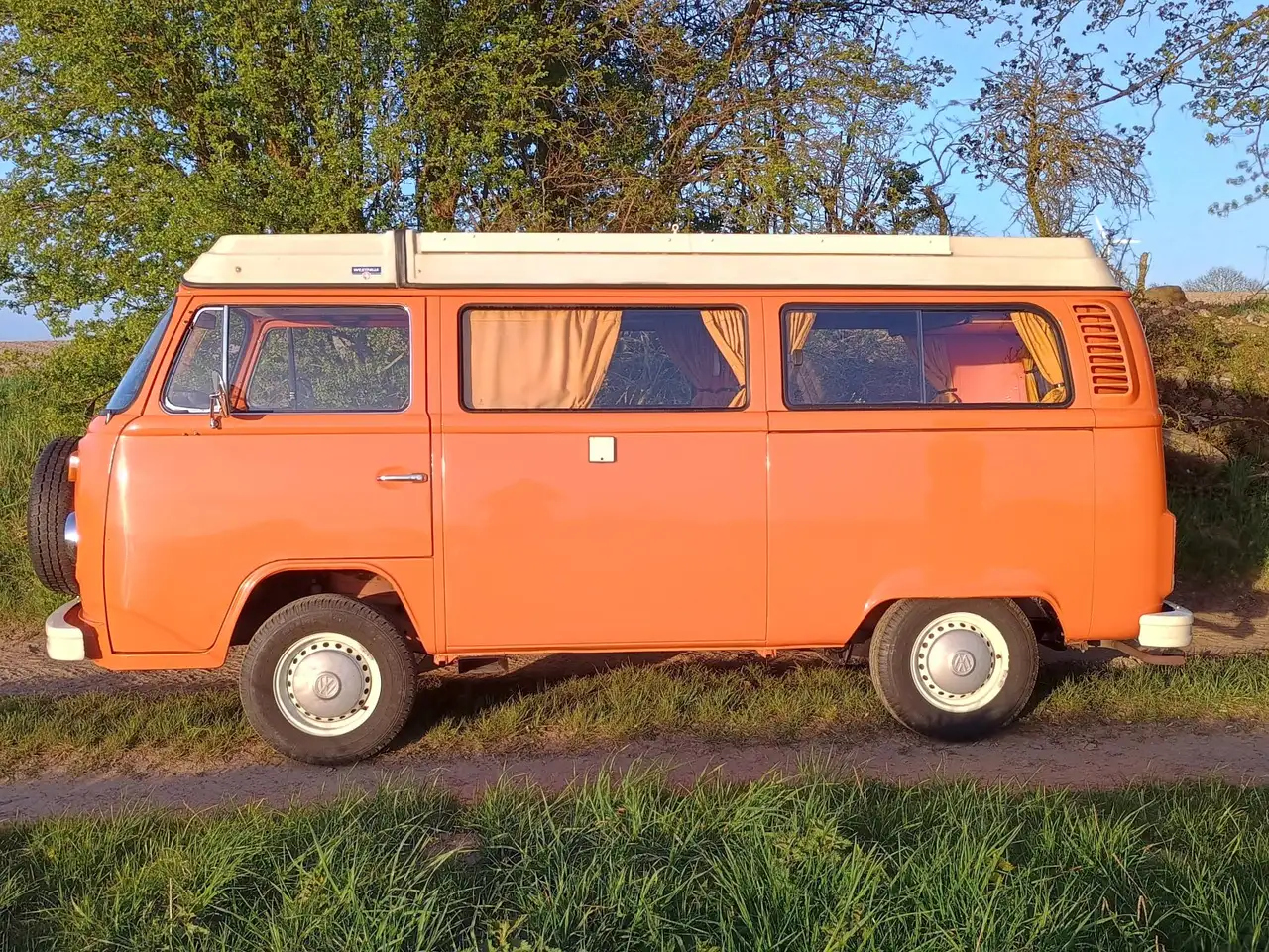 Volkswagen T2 Westfalia Helsinki - AT-Motor mit Gewährleistung, foto 4