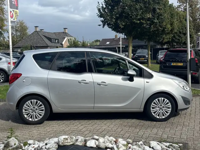 Opel Meriva view 4