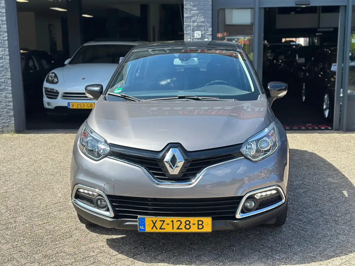 Renault Captur 0.9 TCe Dynamique Camera|Navi|Cruisec|Nap Gris - 2