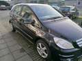 Mercedes-Benz B 180 B-Klasse BlueEFFICIENCY Schwarz - thumbnail 2