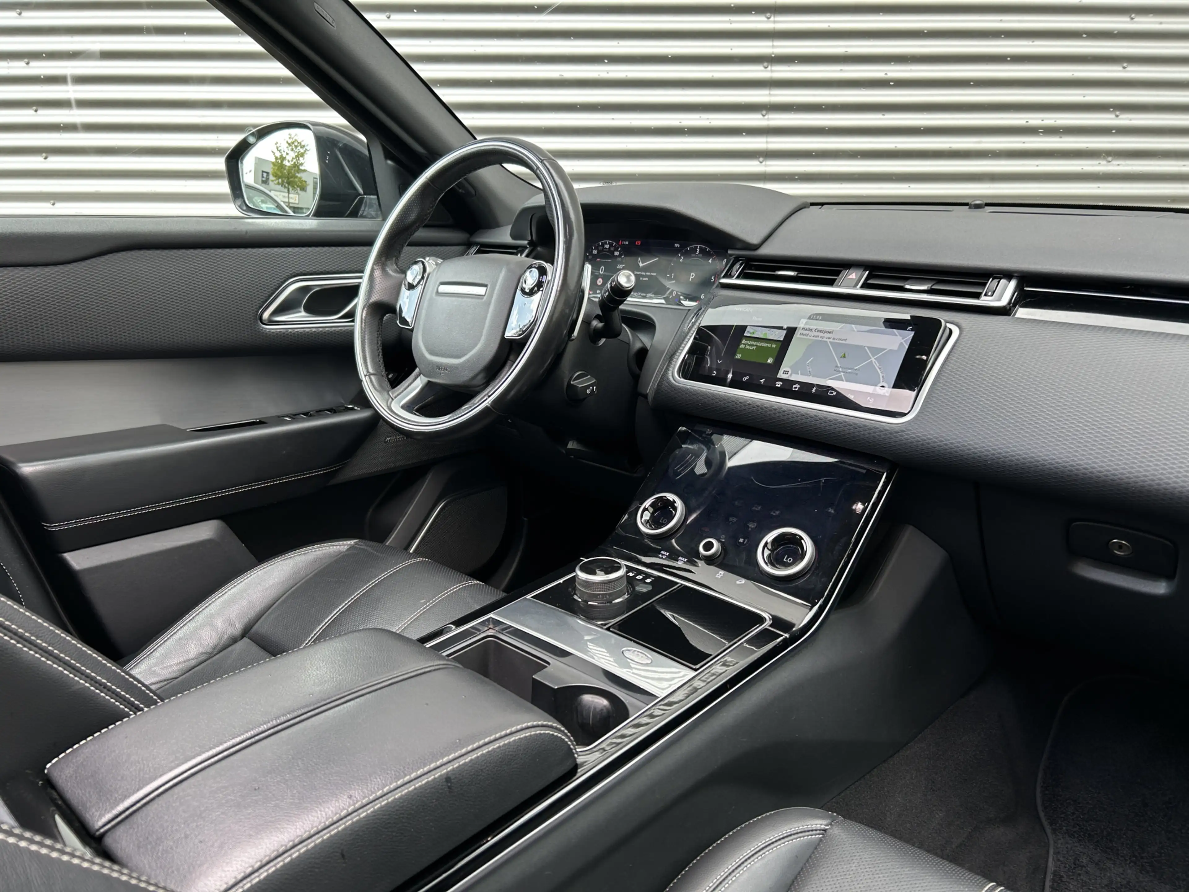 Land Rover Range Rover Velar 3.0 D300 AWD R-Dynamic HSE | Dealer Onderhouden | — photo 5