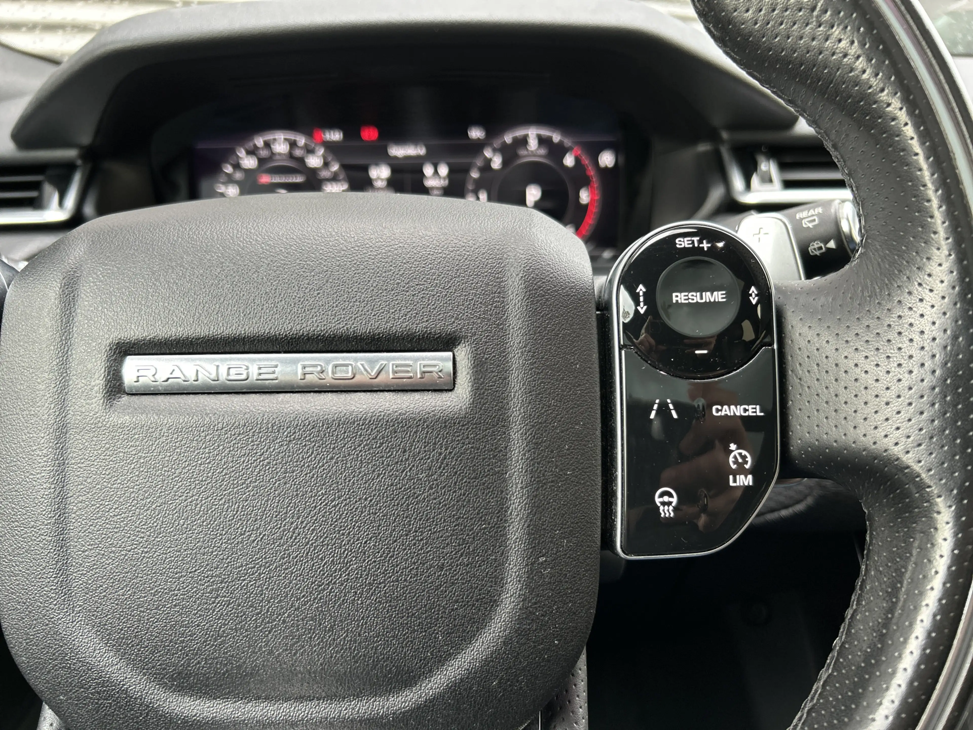 Land Rover Range Rover Velar 3.0 D300 AWD R-Dynamic HSE | Dealer Onderhouden | — photo 15