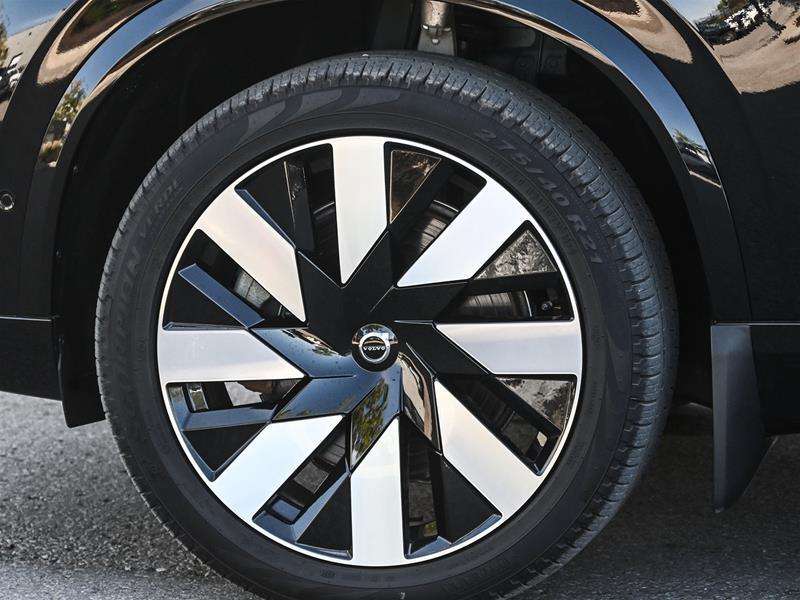 2025 Volvo XC90 T8 AWD Ultra Bright Theme 7-Seater — снимка 1