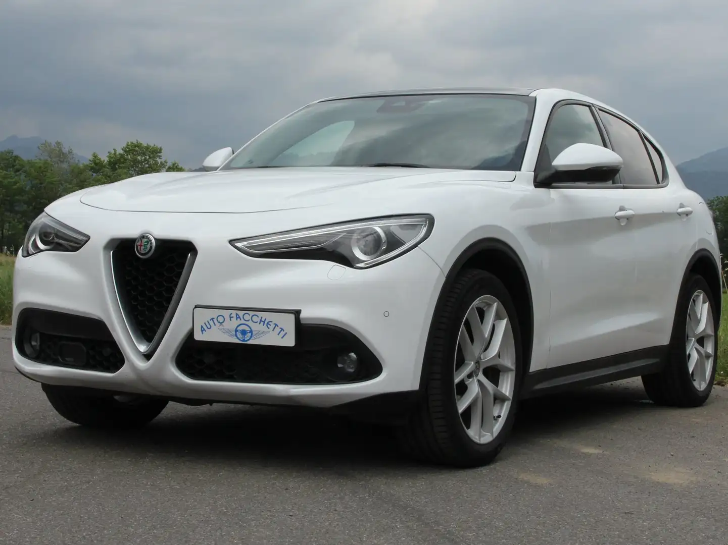 Alfa Romeo Stelvio 2.2 t Executive Q4 210cv auto + tetto apribile Fehér - 2