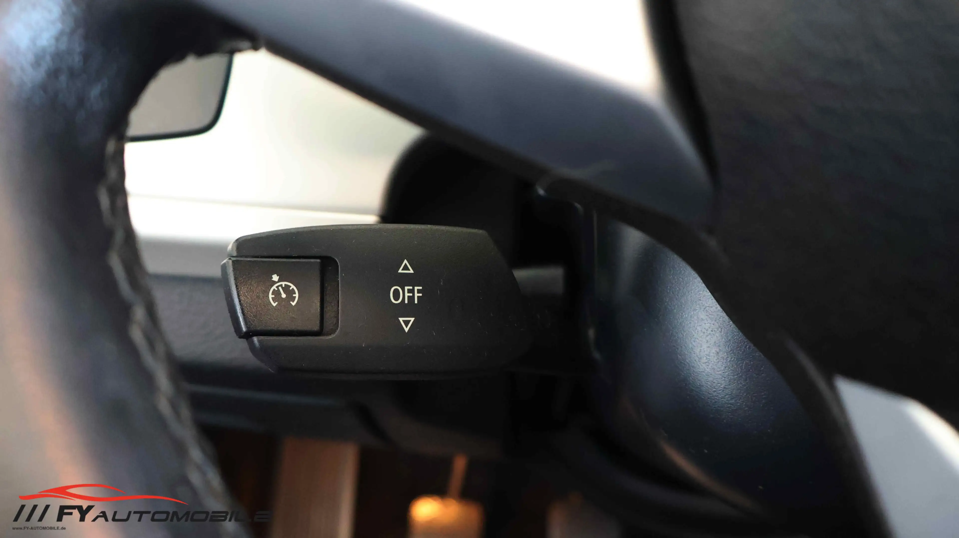 BMW Z4 sDrive 28 i Xenon* Navi* Garant* Sofort verf* — photo 15