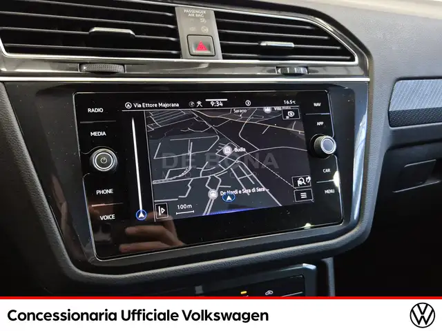 Volkswagen Tiguan view 14